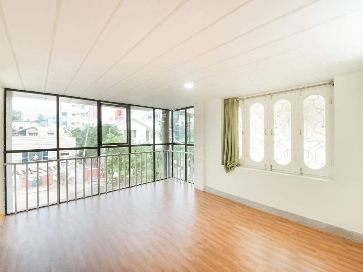 Oyo 76129 Rk Inn Guntūr Exteriör bild